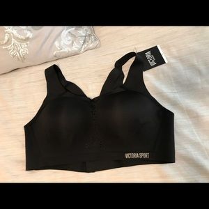VS Sports Bra NWT